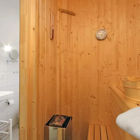 Casa de Férias Cozy In Krems Iiwarderbrueck With Sauna